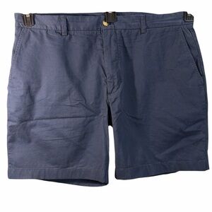 Vineyard Vines Men's Navy Flat Front Shorts. EC size 38